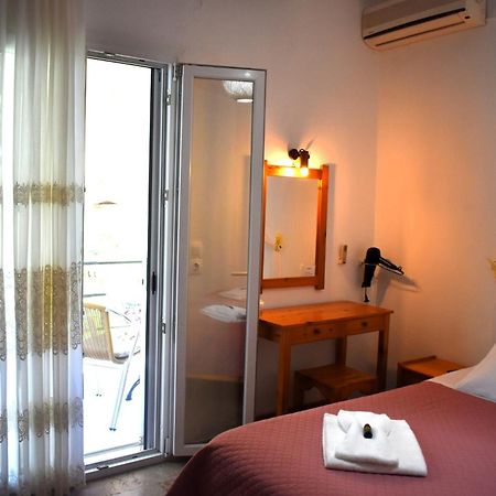 Kostas Apartments&studios Agios Georgios Pagon Exterior foto