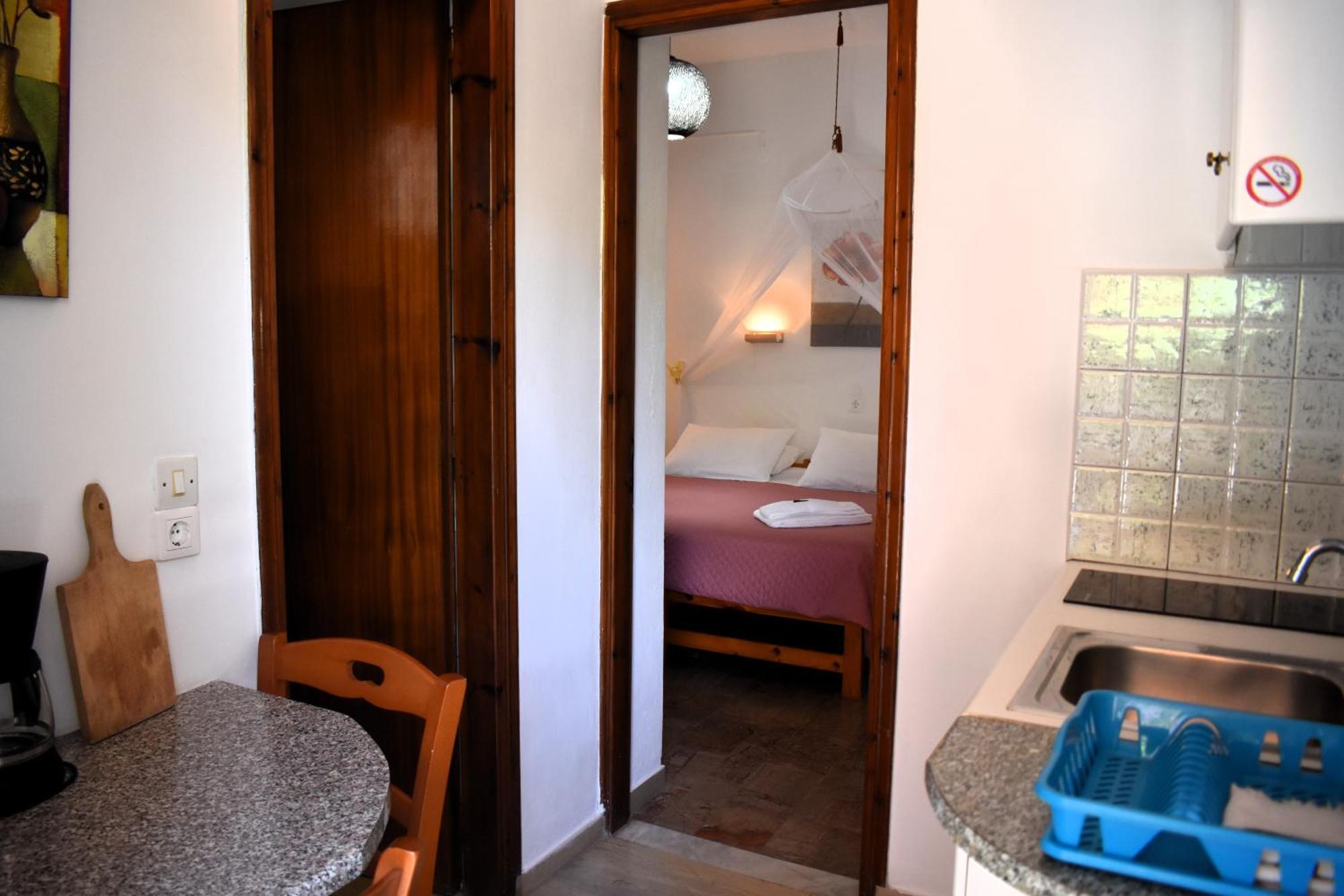 Kostas Apartments&studios Agios Georgios Pagon Exterior foto