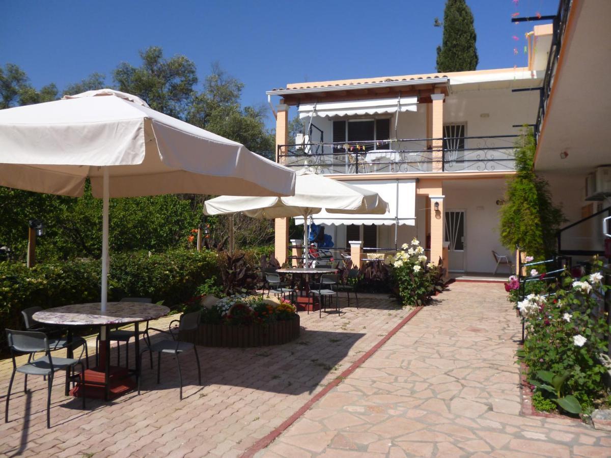 Kostas Apartments&studios Agios Georgios Pagon Exterior foto