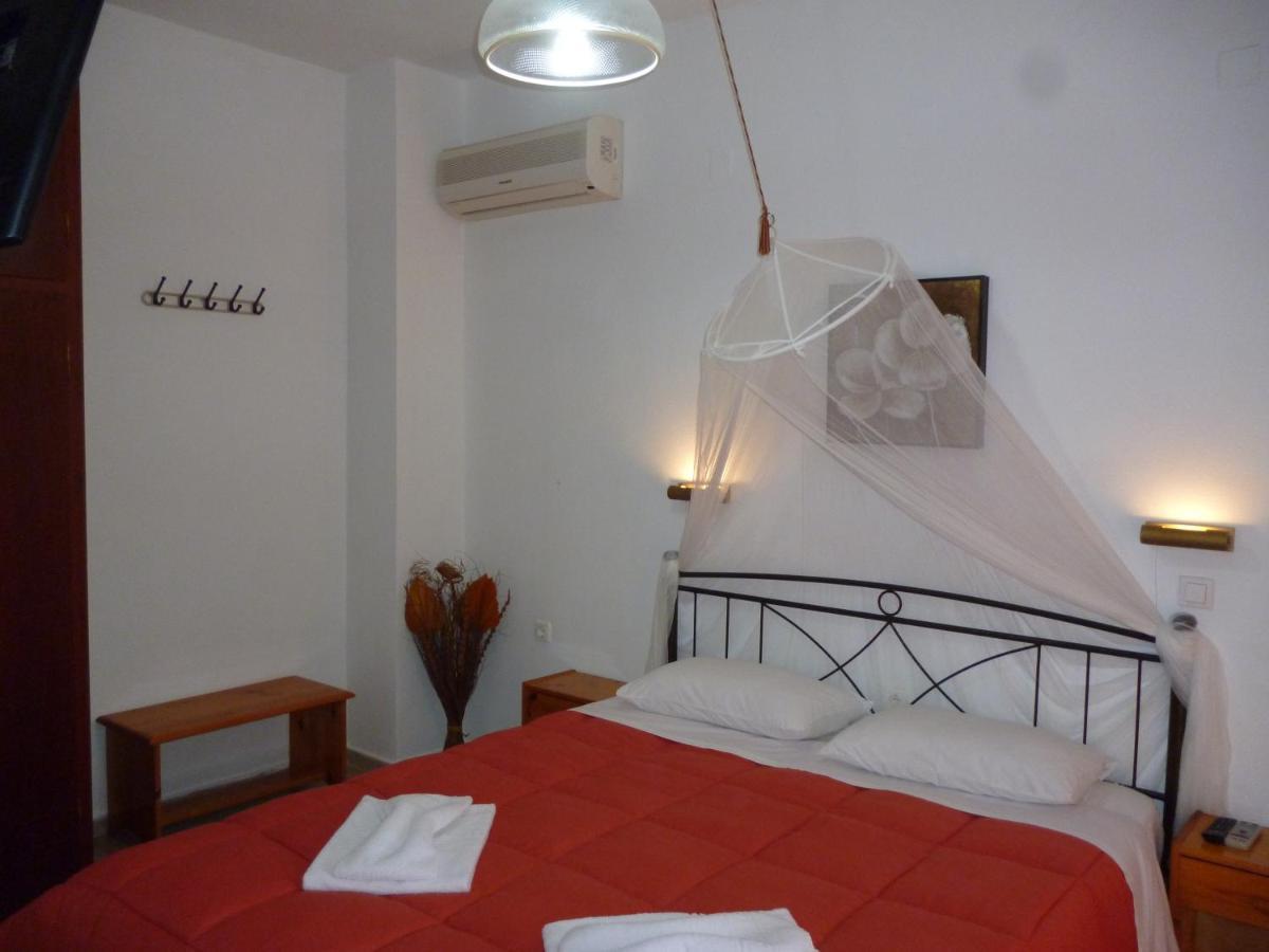 Kostas Apartments&studios Agios Georgios Pagon Exterior foto