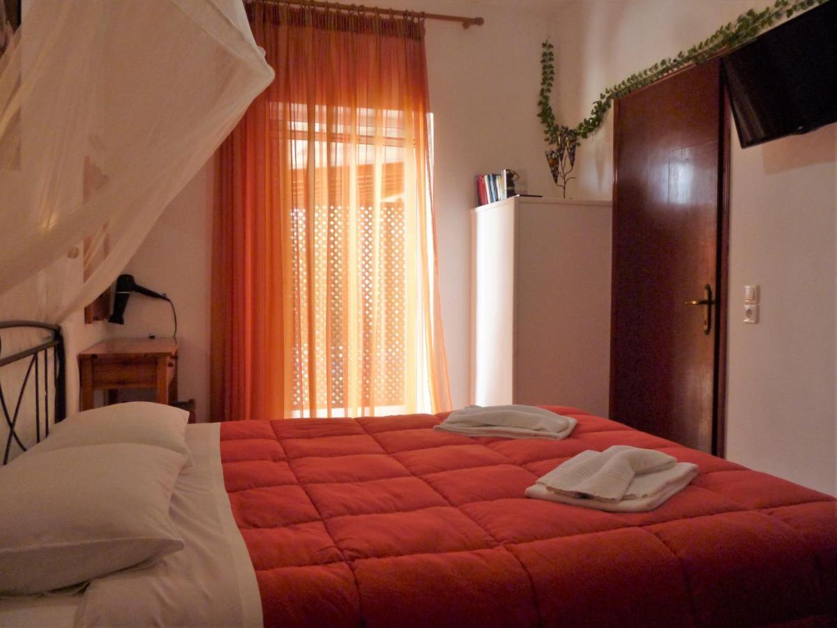 Kostas Apartments&studios Agios Georgios Pagon Exterior foto