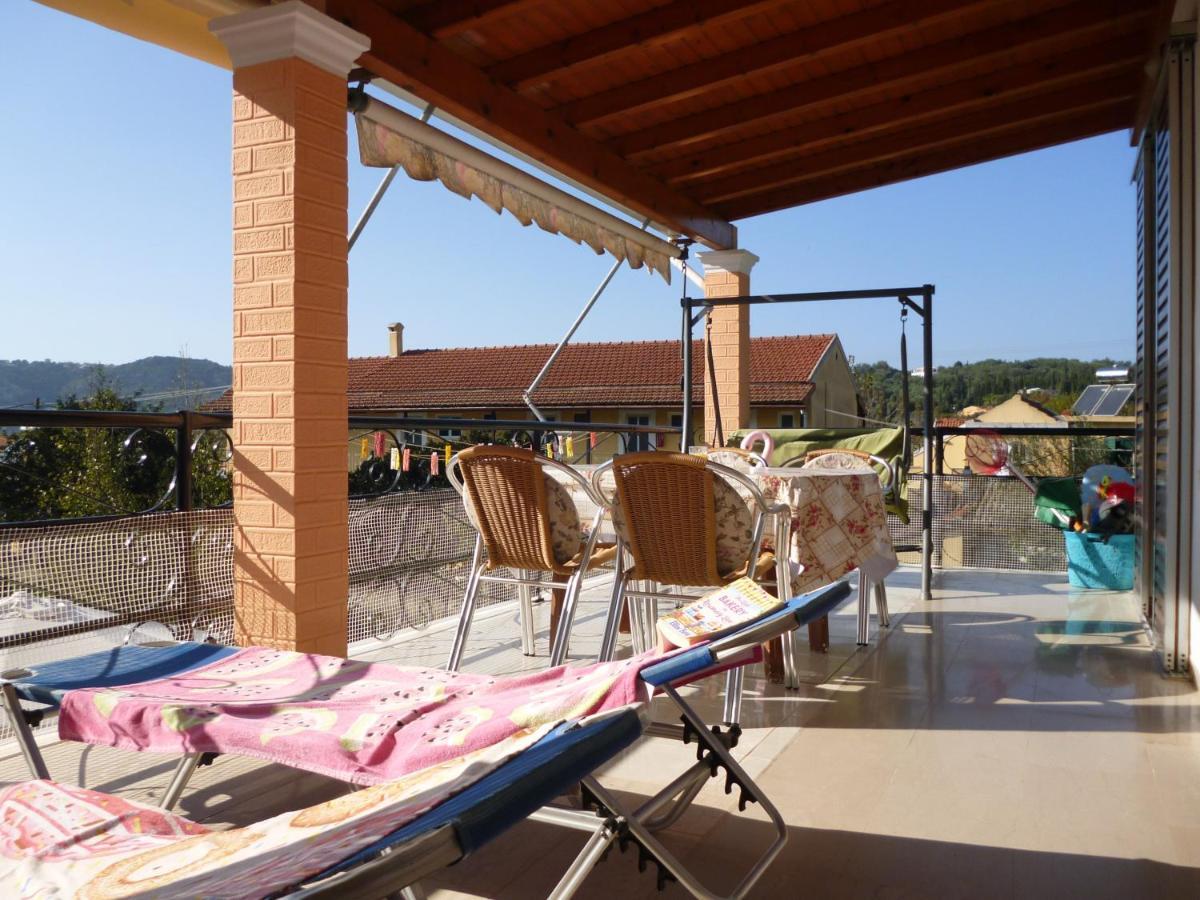 Kostas Apartments&studios Agios Georgios Pagon Exterior foto